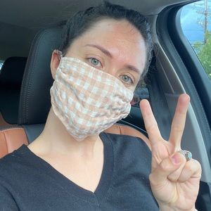 Meet your Posher, Andrea